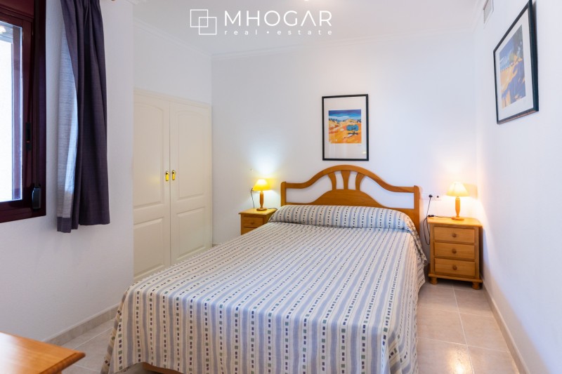 Calpe - Bonito y acogedor apartamento en primera linea de playa a la venta!